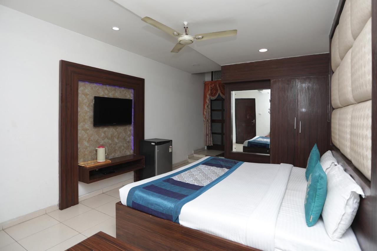 The Gagan Plaza Hotel كانبور المظهر الخارجي الصورة