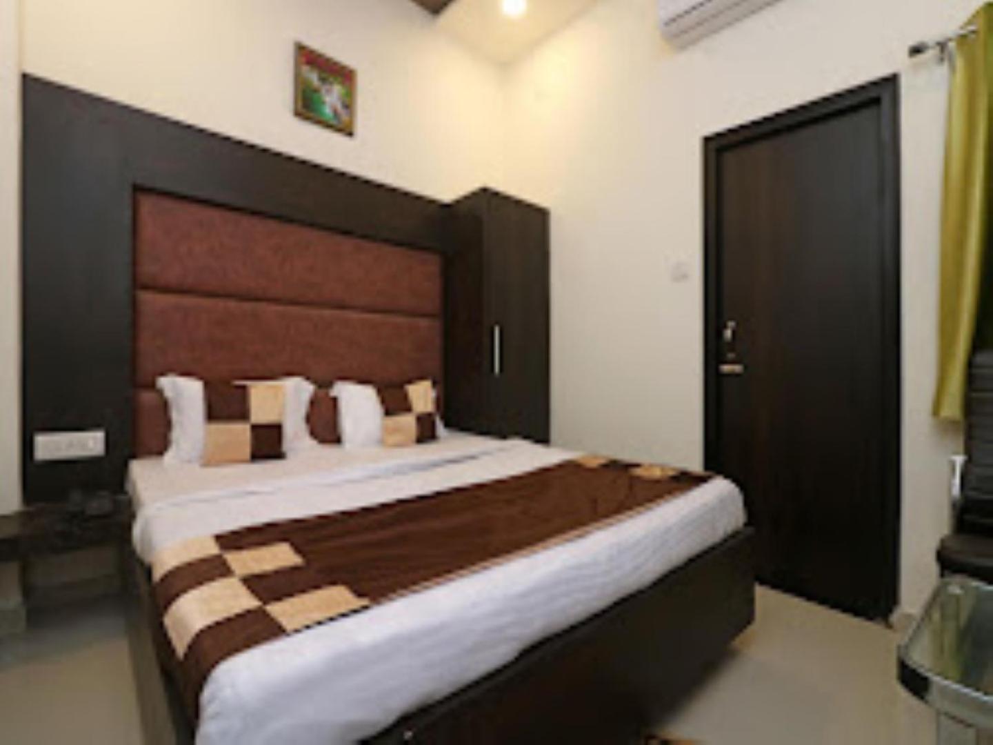 The Gagan Plaza Hotel كانبور المظهر الخارجي الصورة