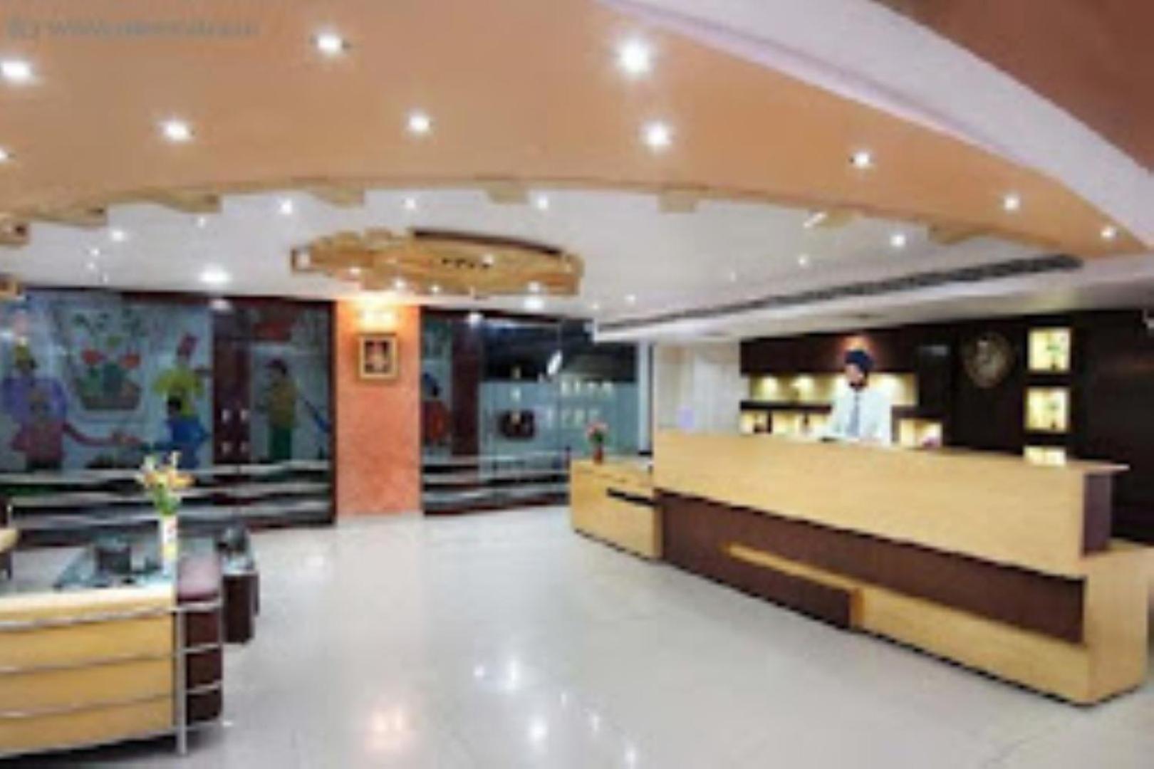 The Gagan Plaza Hotel كانبور المظهر الخارجي الصورة
